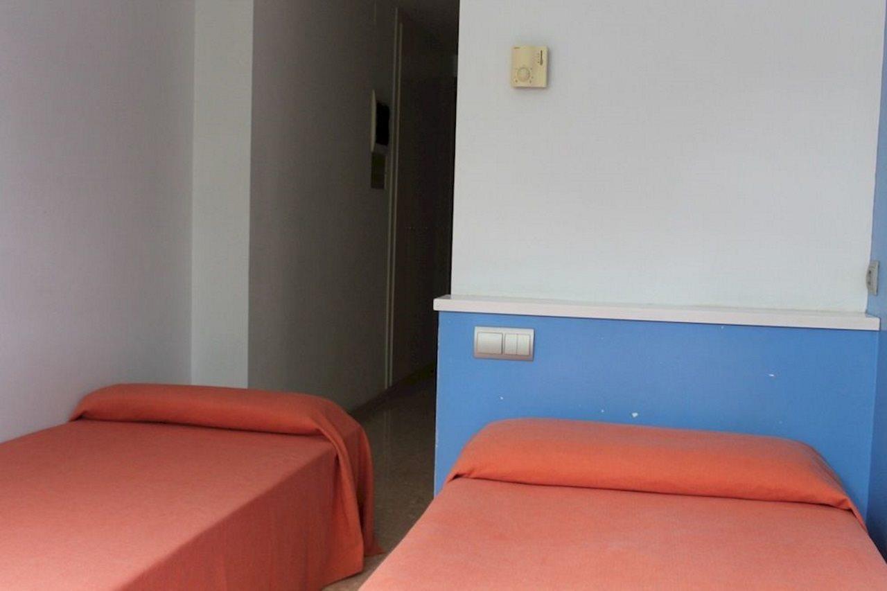 Апартаменти Residencia Estudiantes Onix Барселона Екстер'єр фото